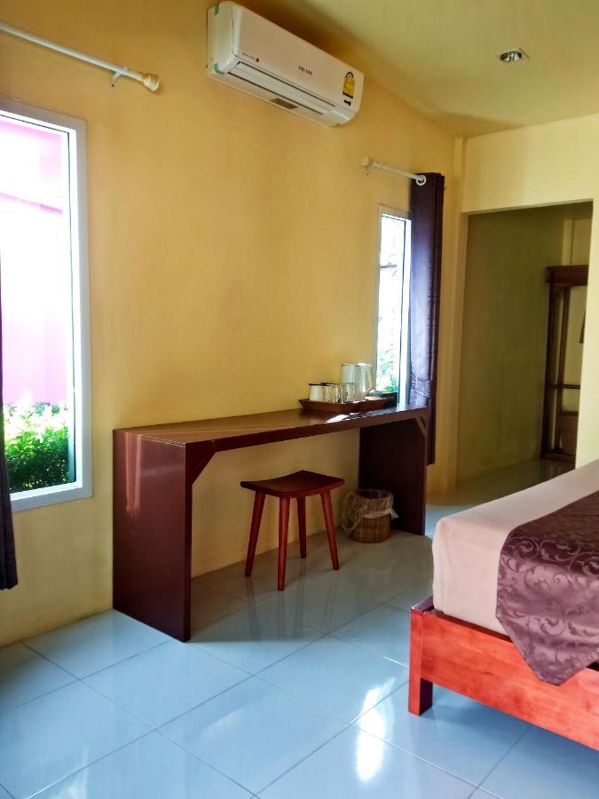 Suwantana Lanta Houses Koh Lanta Exterior photo
